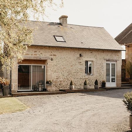 Le Clos Poulain Chambres d'Hôtes et Gîtes entre Terre et Mer Nonant Exterior foto