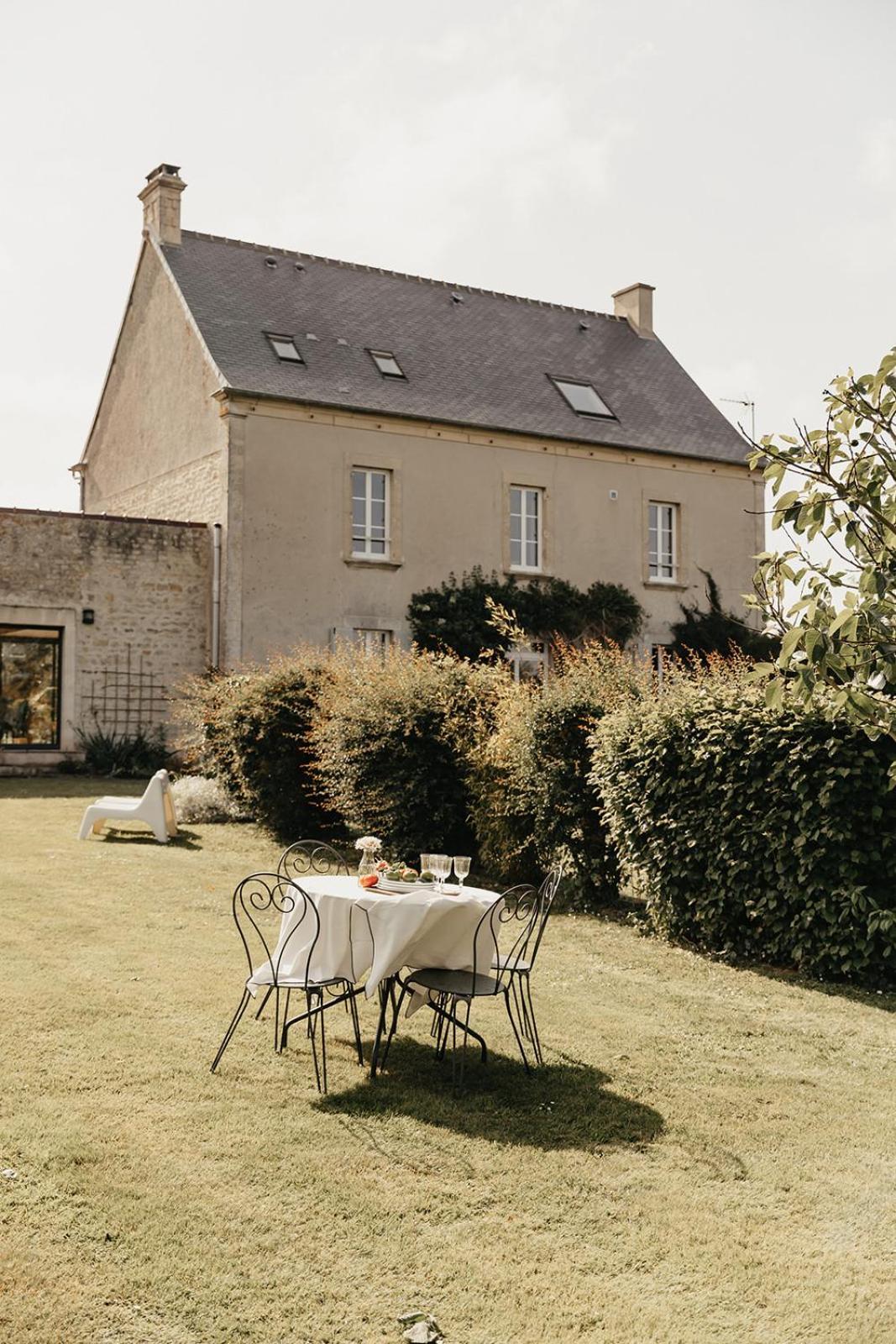 Le Clos Poulain Chambres d'Hôtes et Gîtes entre Terre et Mer Nonant Exterior foto